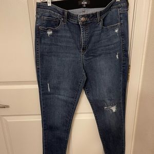 Lularoe EUC skinny dark distressed jeans
